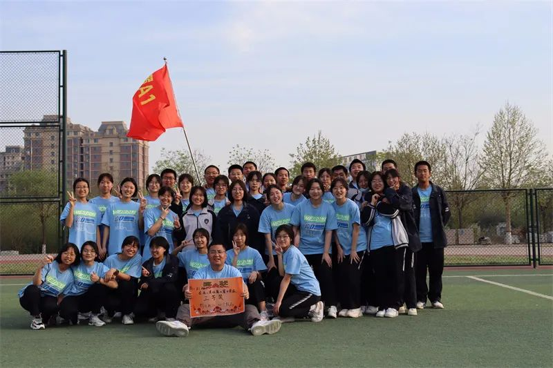 高二年级集体舞大赛590.png 高二年级集体舞大赛590.png