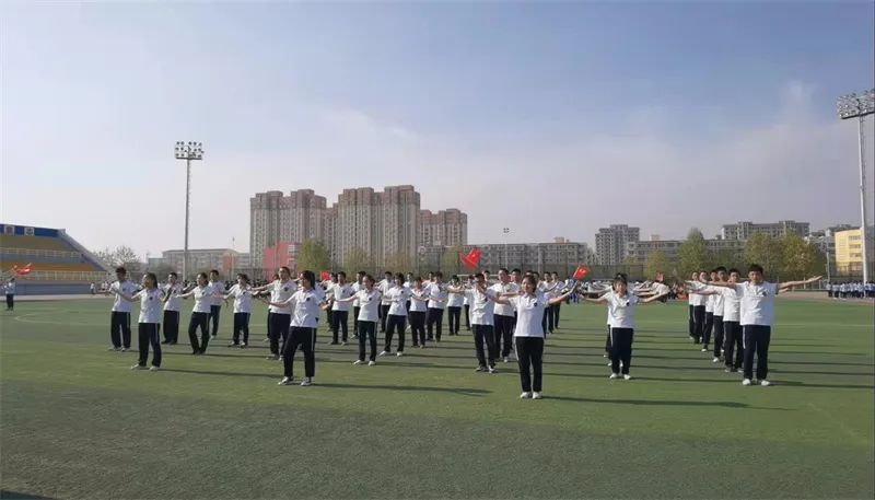 高二年级集体舞大赛665.png 高二年级集体舞大赛665.png