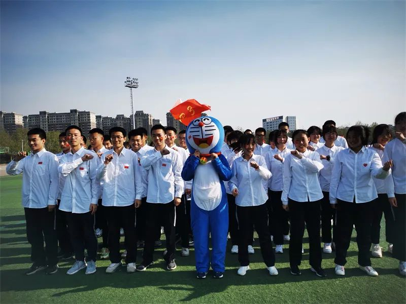 高二年级集体舞大赛719.png 高二年级集体舞大赛719.png