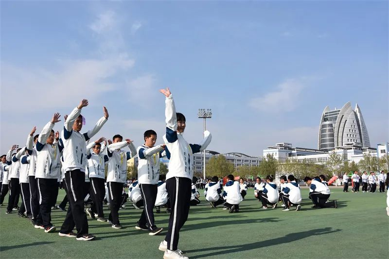 高二年级集体舞大赛1060.png 高二年级集体舞大赛1060.png