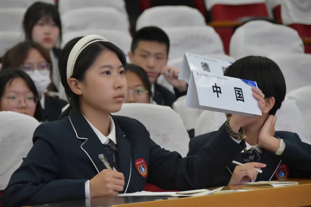 image013.jpg